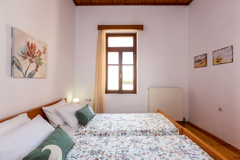 Bedroom 3, Lilys Apartments, Crete