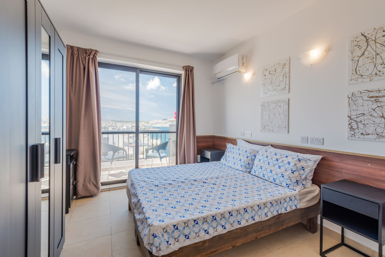 Bedroom, Seashells Penthouse Hot Tub Seaview by Getaways Malta, Saint Paul's Bay