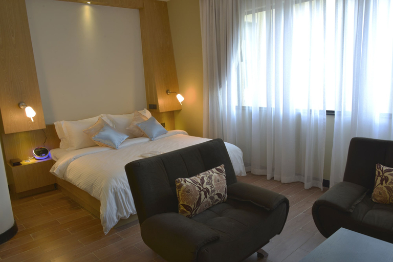 Bedroom 2, La Maison Royale, Westlands