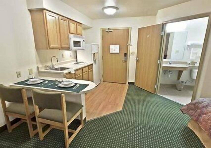 Others 5, Birch Hill Suites Dayton - WP AFB, Greene