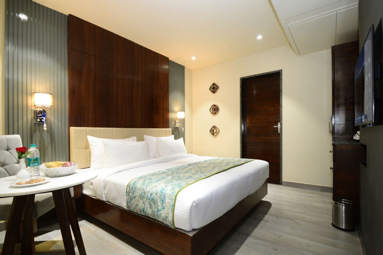 Bedroom 6