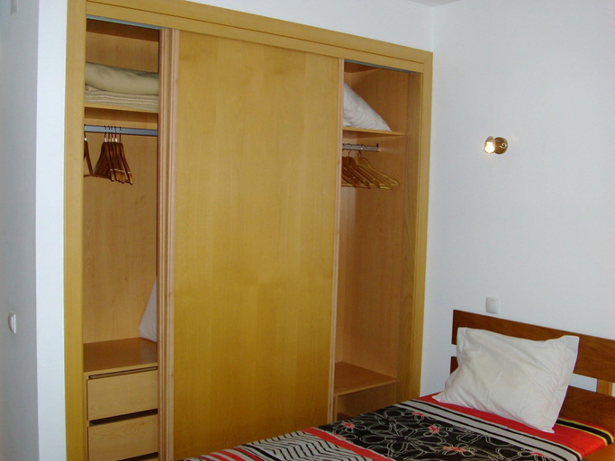 Bedroom 3, Stunning 1-bed Apartment in Olhos de Agua, Albufeira