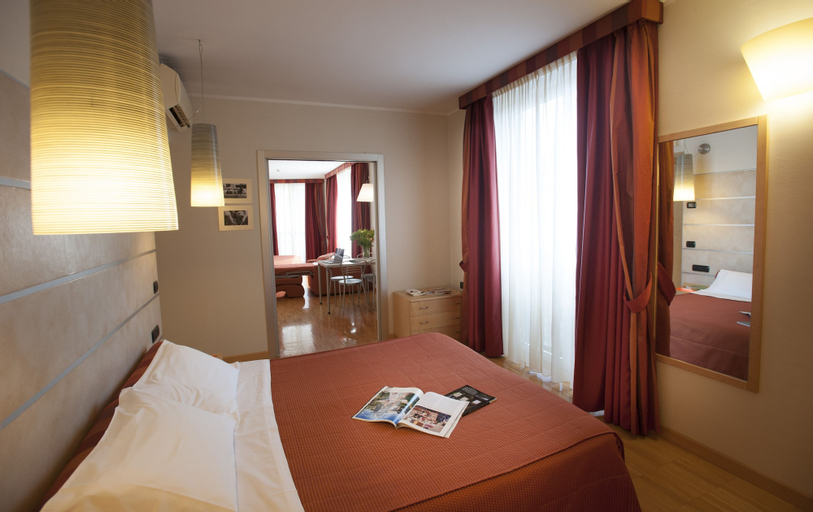 Bedroom 13