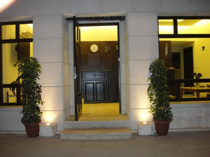 Exterior & Views 2, Madaba Hotel, Madaba