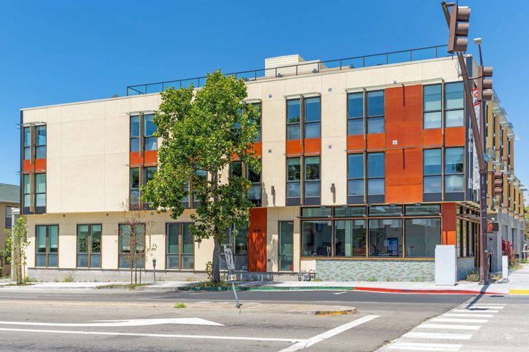 Exterior & Views 2, Aiden by Best Western Berkeley, Alameda