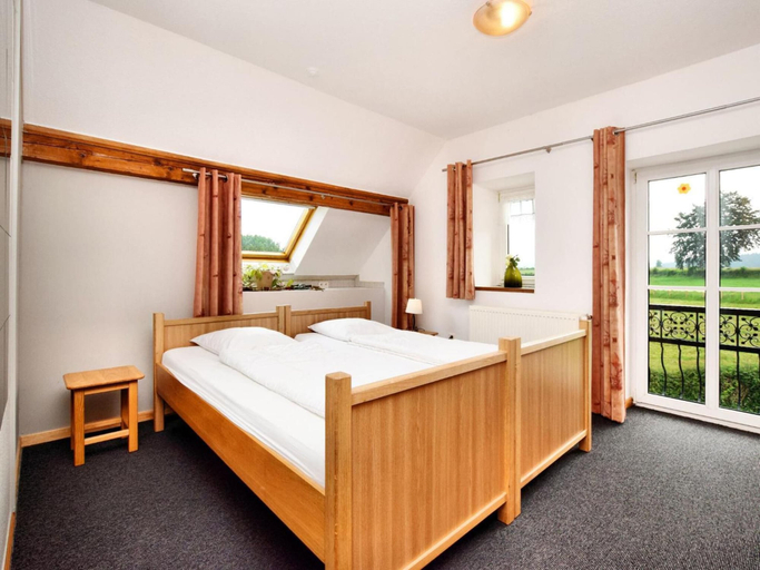 Bedroom 3, La Ferme des Prés, Cher