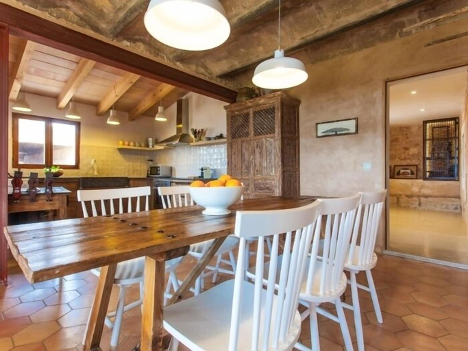 Others 5, Finca Can Sitja, Baleares