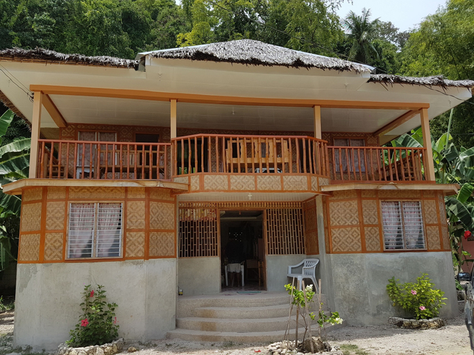 Exterior & Views 4, Lucci Pension House, Alegria