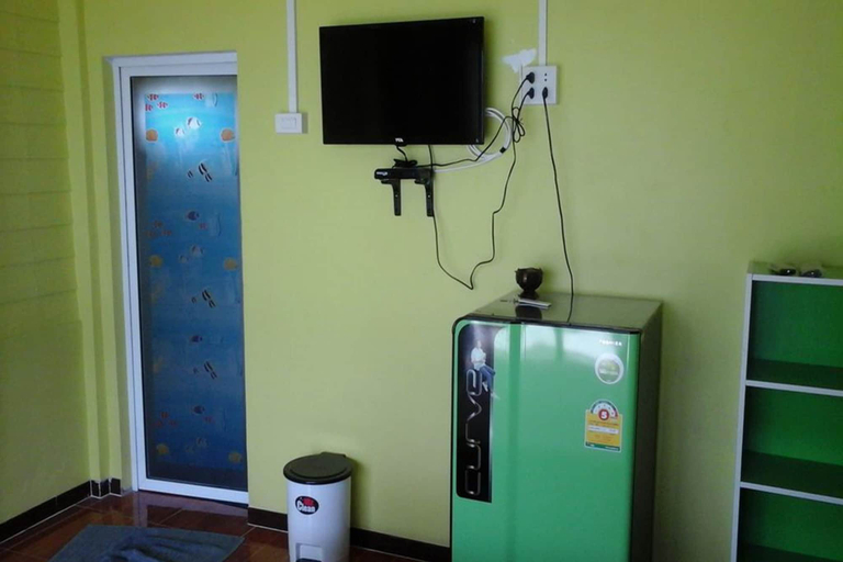 Others 5, Lucky Bungalow, Kantrang