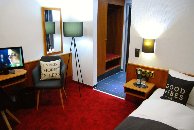 Bedroom 3, Parkhotel Bergheim, Rhein-Erft-Kreis