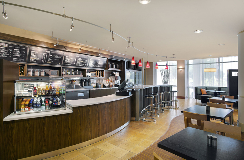 Food & Drinks 5, Courtyard by Marriott Lancaster, Lancaster