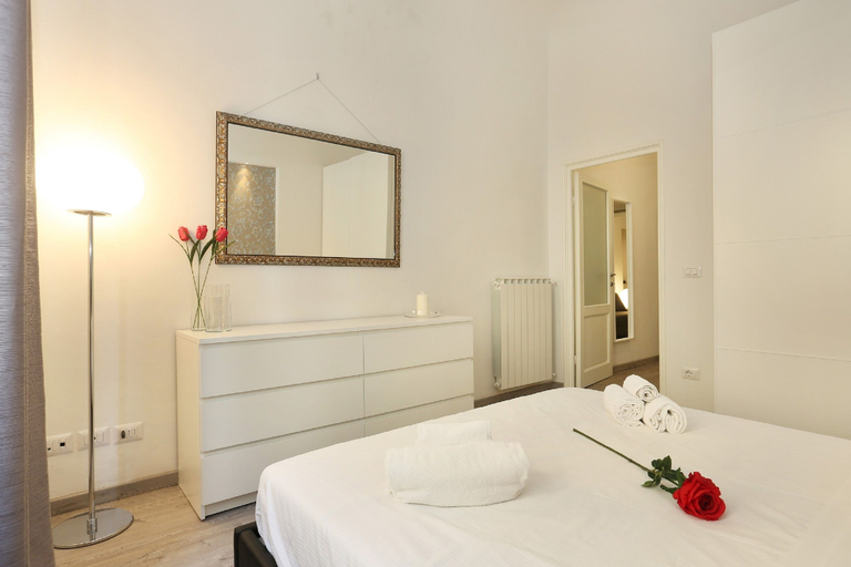 Others 5, Cristina Suite, Florence