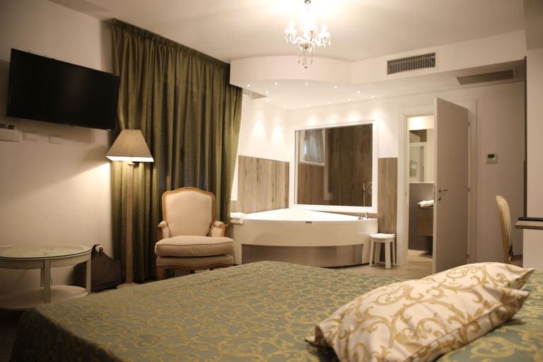 Bedroom 4, Hotel I Laghetti, Rovigo