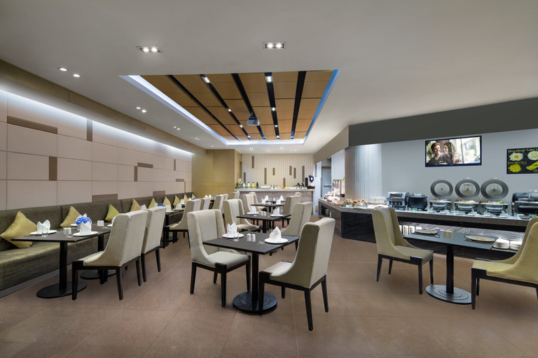 Food & Drinks 5, Somerset Emerald City Suzhou, Suzhou