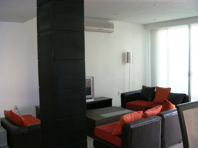 Others 5, LAS Villas, Acapulco de Juárez
