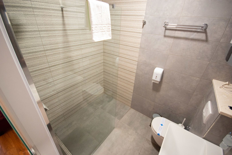 Bathroom 2, Center Luxury Rooms 2, Split