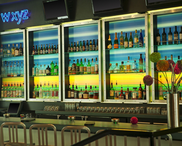 Food & Drinks 5, Aloft by Marriott Green Bay, Brown