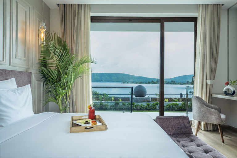 Bedroom 3, Zana Lake Resort Udaipur, Udaipur
