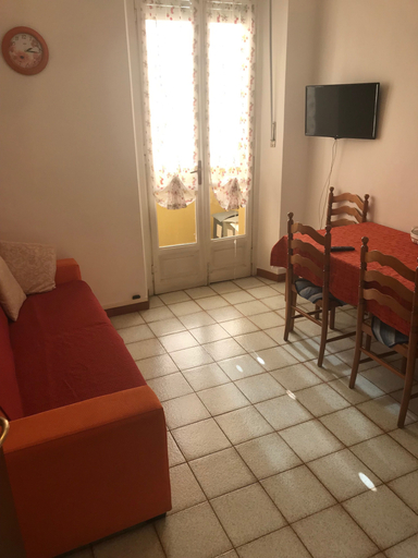 Living area, Bilo Giallo, Torino