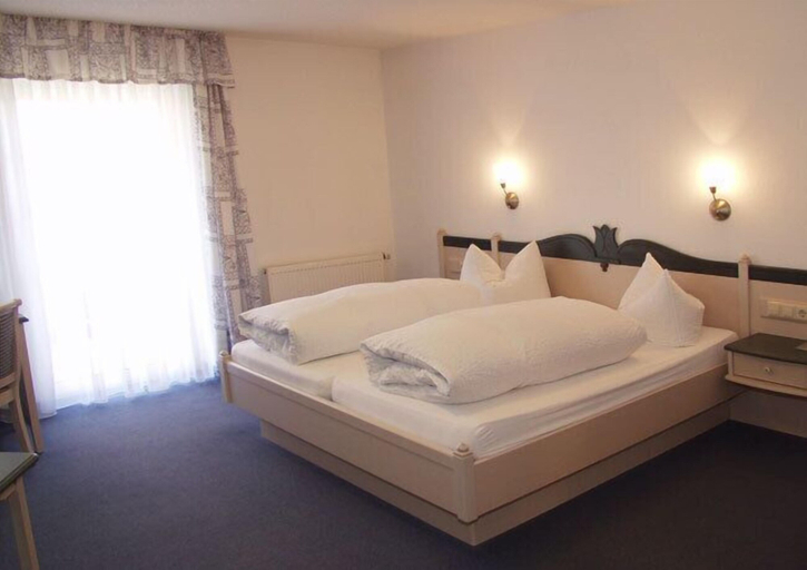 Bedroom 2, Hotel Rössle, Schwarzwald-Baar-Kreis