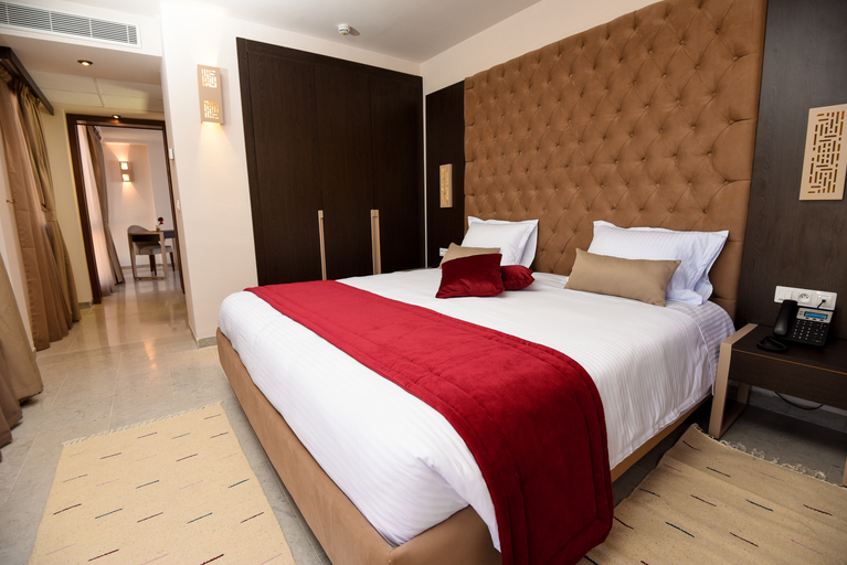 Bedroom 5, Lescure Business Hotel & Spa, Mégrine