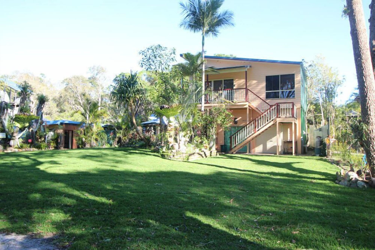 Others 4, Cowan Palms Unit 3, Moreton Island