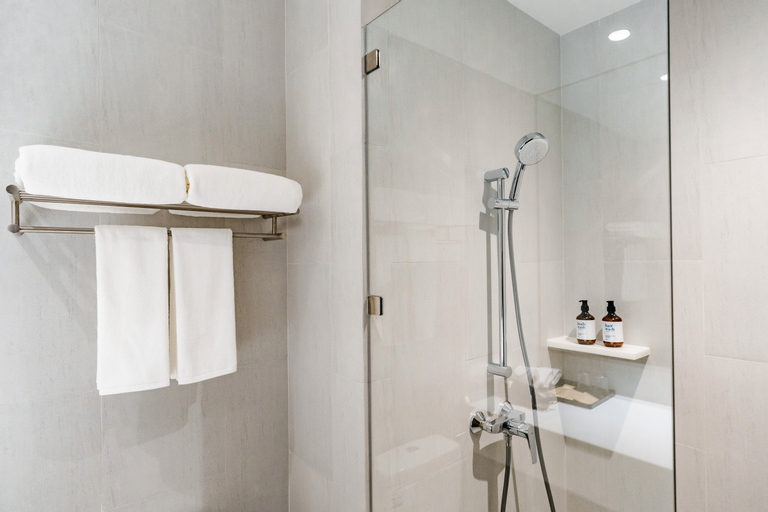 Bathroom 21