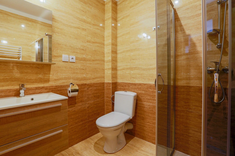 Bathroom, Millennium Spa, Kamień