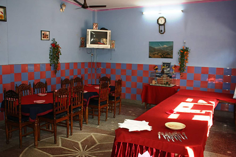 Food & Drinks 5, Hotel Peace Palace, Dhaualagiri