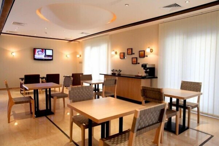Food & Drinks 5, Jabal Amman Hotel, Amman