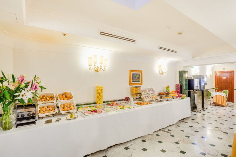 Food & Drinks 5, Raeli Hotel Regio, Rome