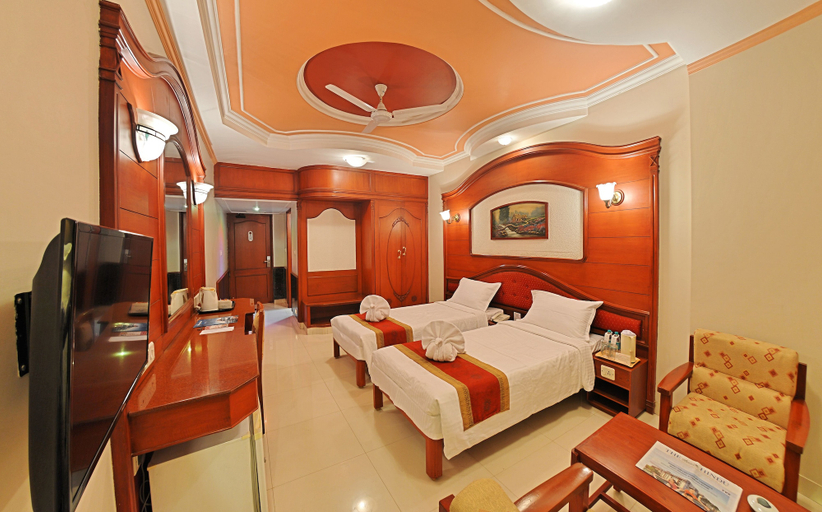 Bedroom 3, Hotel Gnanam, Thanjavur