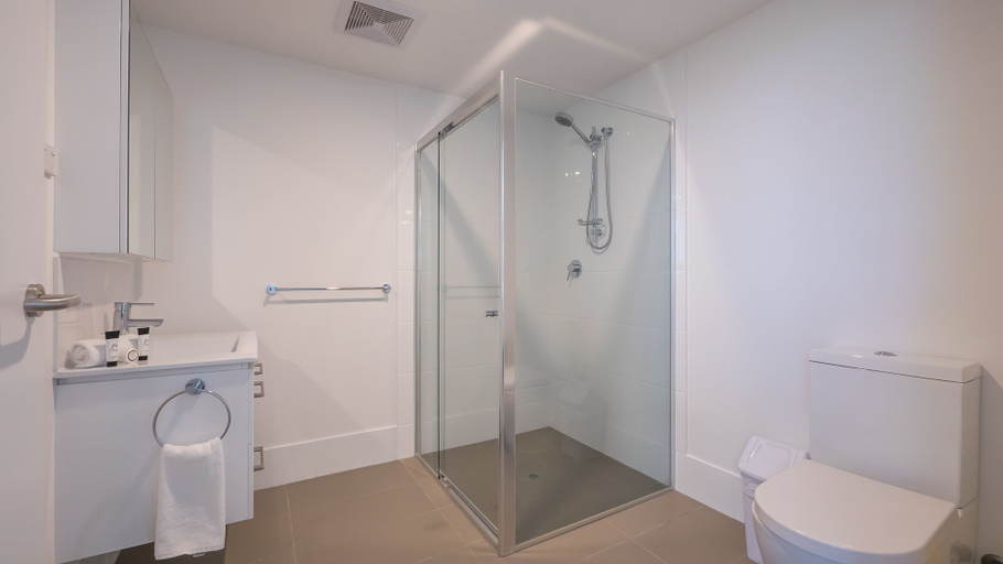 Bathroom 4, Annexe Apartments, Bowen Hills