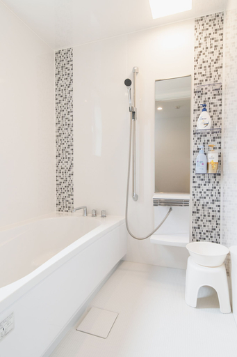 Bathroom 4, Villa Garden Onna, Onna