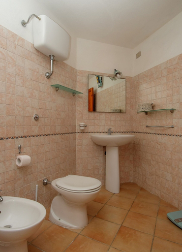 Bathroom 4, Sole 2, Olbia-Tempio