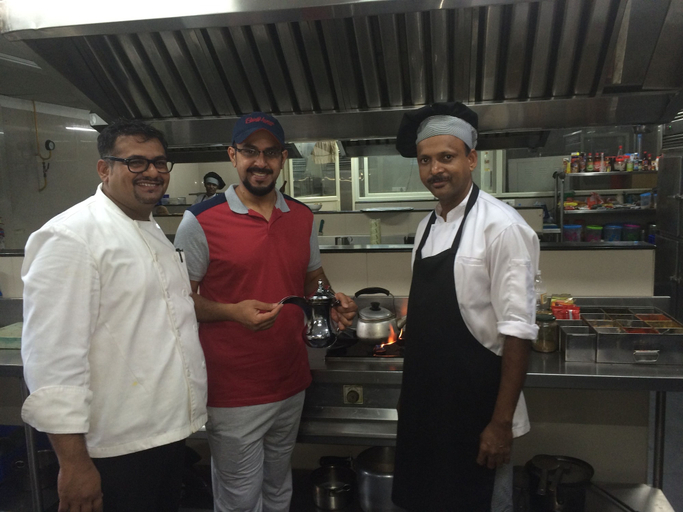Food & Drinks 5, Hotel Dewland, Ernakulam