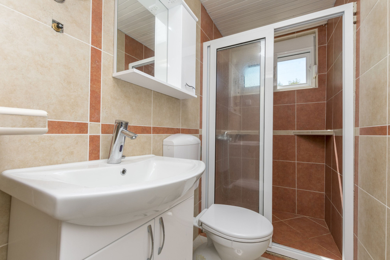 Bathroom 4, Apartment Carpe Diem 1 in the first line