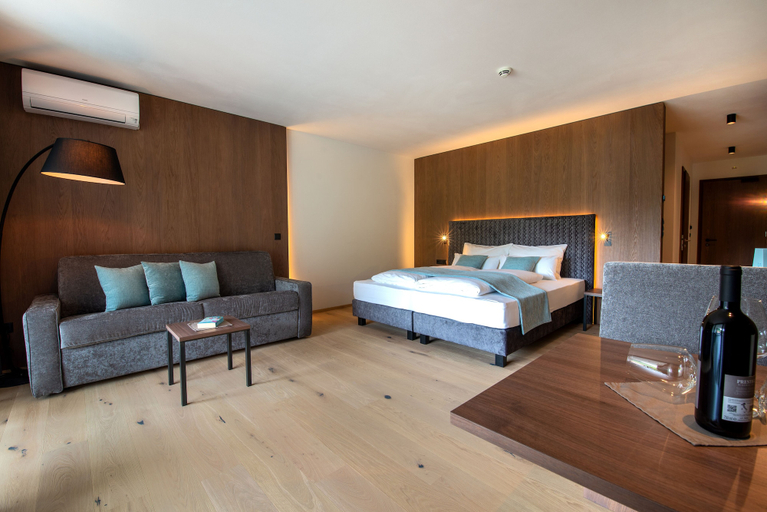 Bedroom 3, Garden Park Hotel, Bolzano