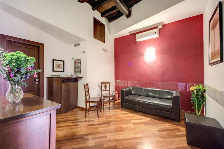 Others 4, Nova Domizia, Rome