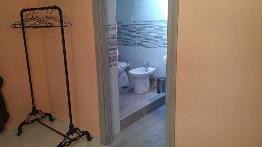 Bathroom 5, B&B Tartaglione, Caserta