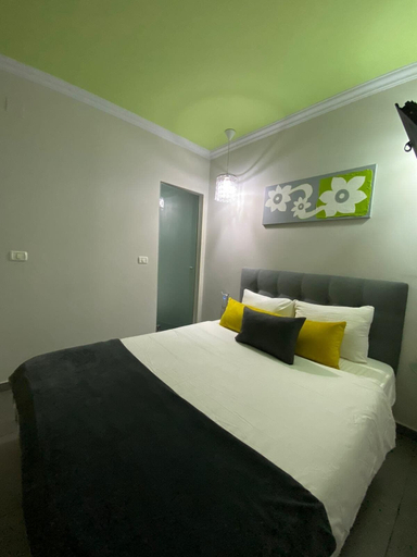 Bedroom 5, Central Boutique Hotel
