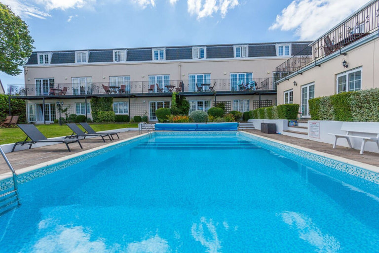 Sport & Beauty 4, Albany selfcatering apartments