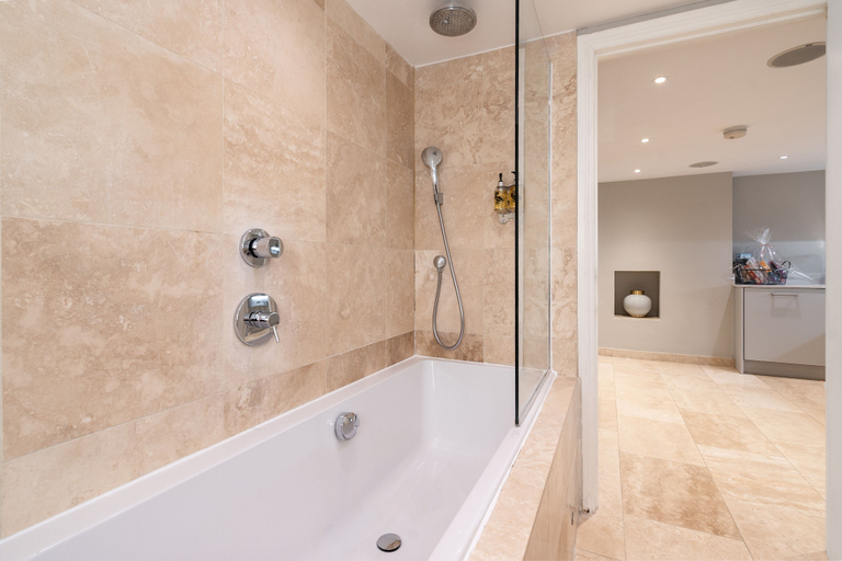 Bathroom 4, Bath Circle Camden Lodge House, Bath and North East Somerset