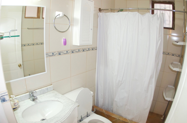 Bathroom 4, Lofts Parque Mirador Cerro Alegre, Valparaíso
