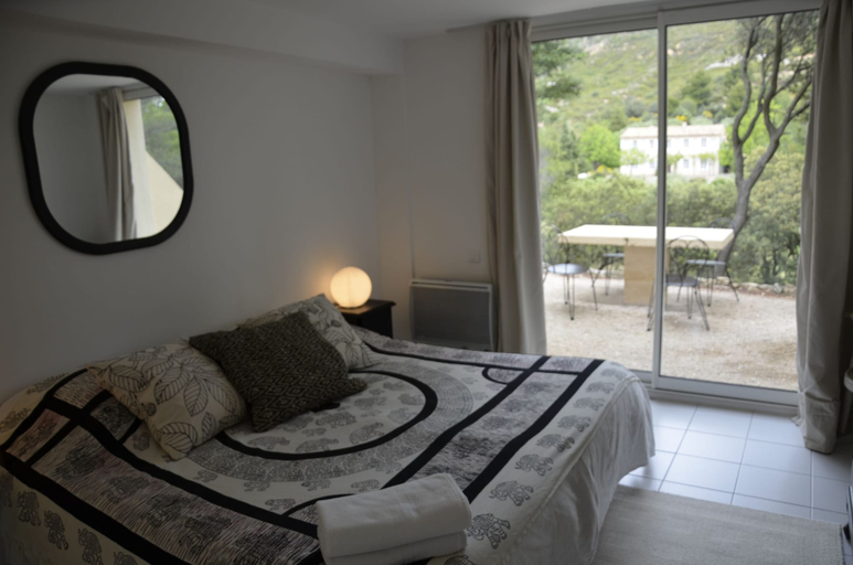 Bedroom 5, L’Éléphant de Vaugines, Vaucluse