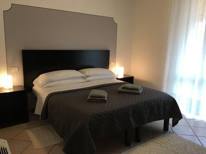 Bedroom 3, Residence Gloria, Pistoia