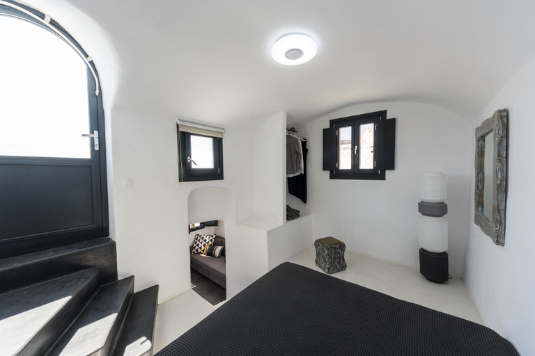 Others 4, The Luna Suite with Hot Tub, South Aegean