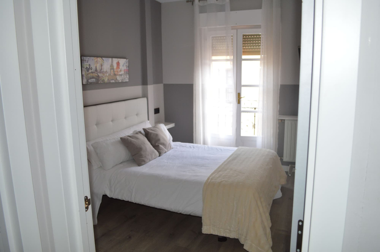 Bedroom 3, Hotel Los Robles, Asturias