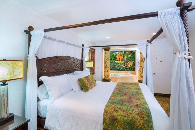 Bedroom 3, Pantai Inn, San Diego