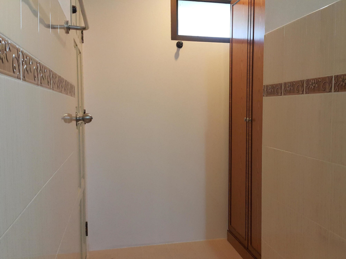 Bathroom 3, Dahla The Resort, Langu